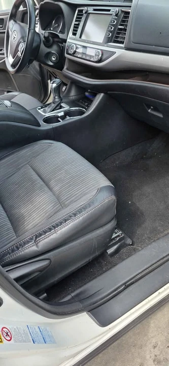 2016 Toyota Highlander - Image 14 of 18