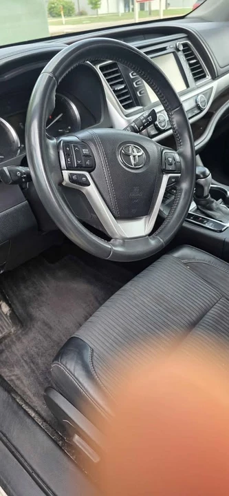 2016 Toyota Highlander - Image 8 of 18