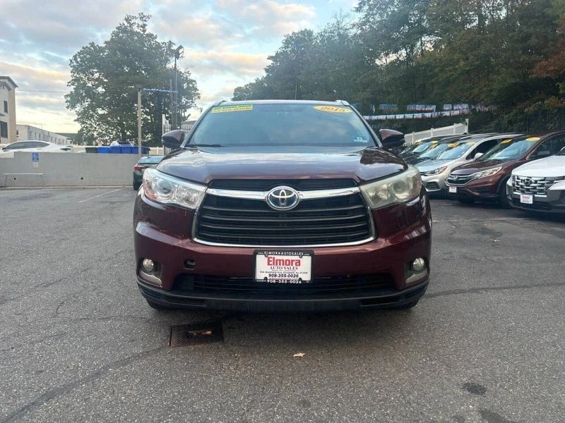 2016 Toyota Highlander - Image 2 of 12