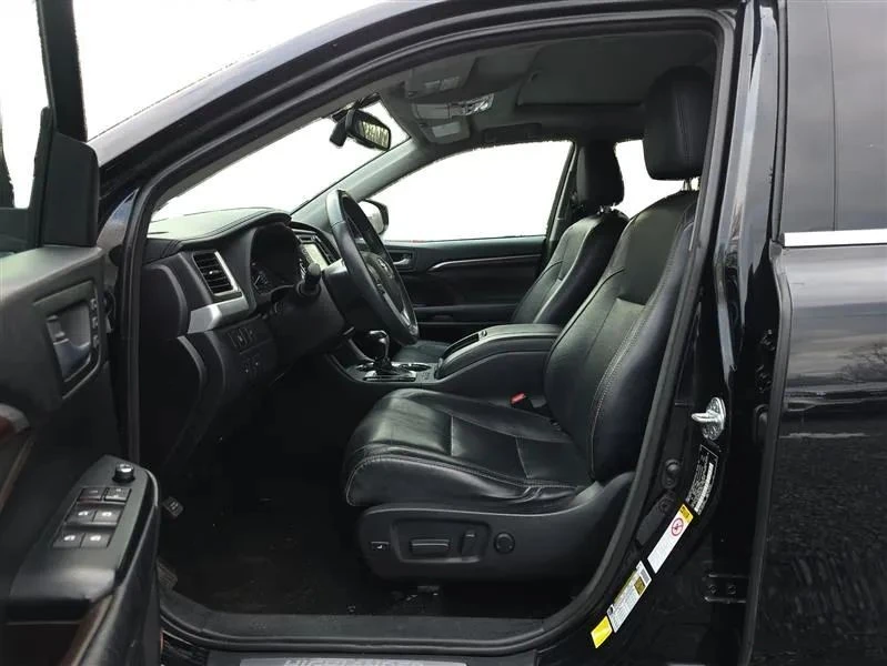 2016 Toyota Highlander - Image 9 of 12