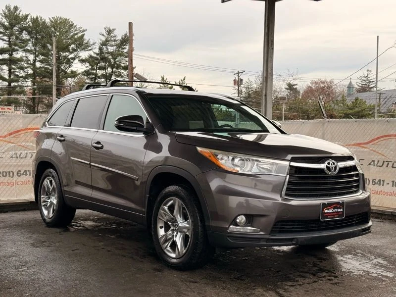 2016 Toyota Highlander - Image 6 of 12