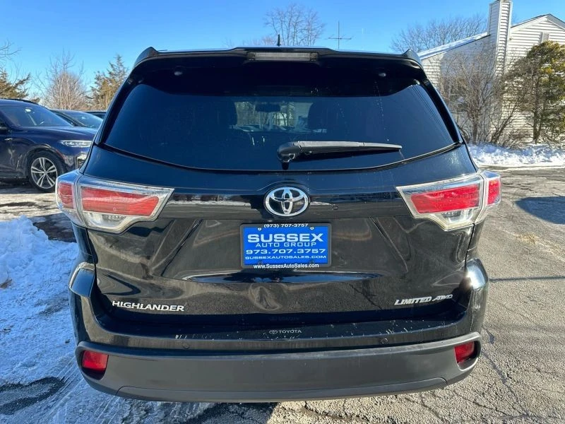 2016 Toyota Highlander - Image 5 of 12