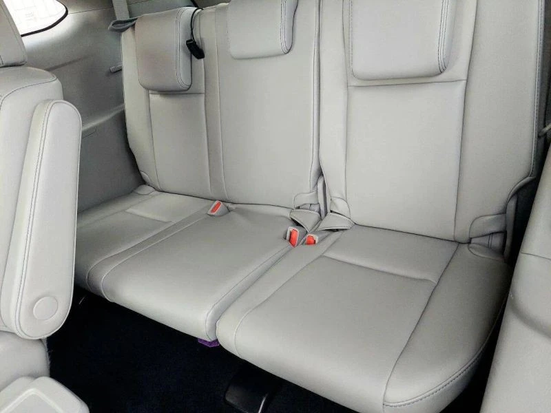 2016 Toyota Highlander - Image 10 of 12