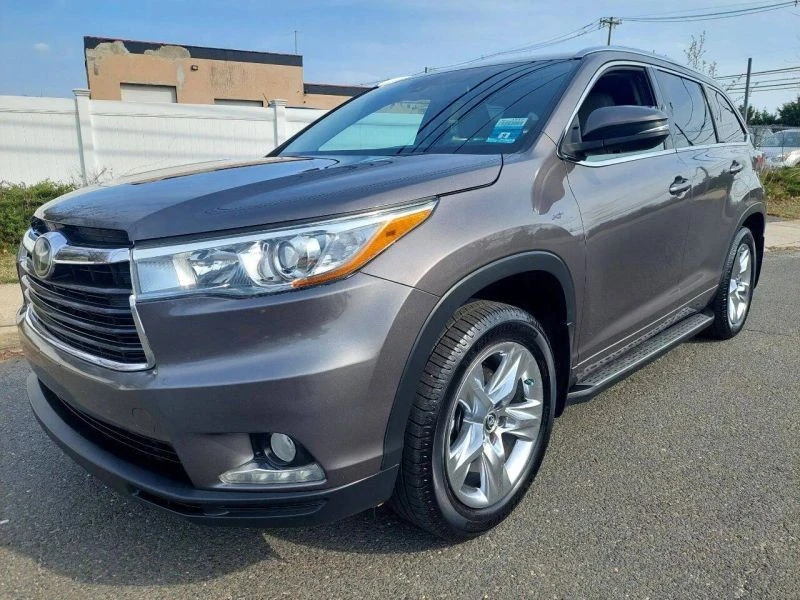 2016 Toyota Highlander - Image 2 of 12