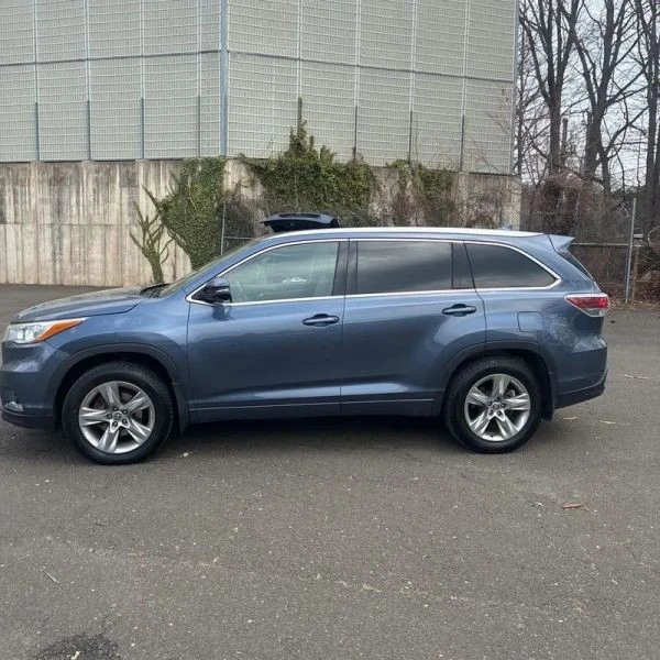 2016 Toyota Highlander - Image 3 of 12