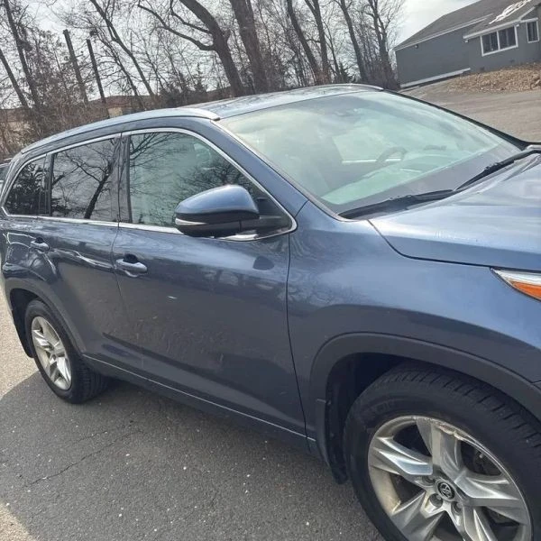 2016 Toyota Highlander - Image 11 of 12