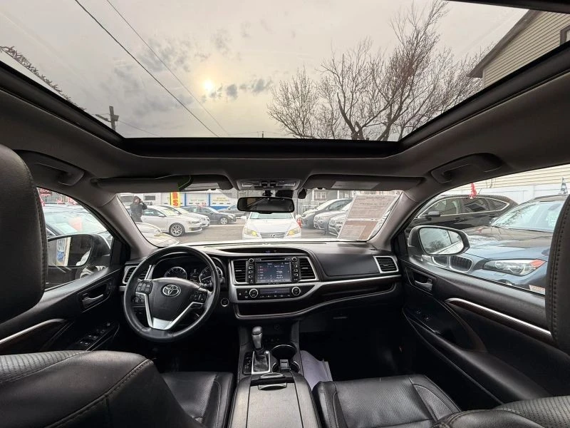 2016 Toyota Highlander - Image 6 of 6