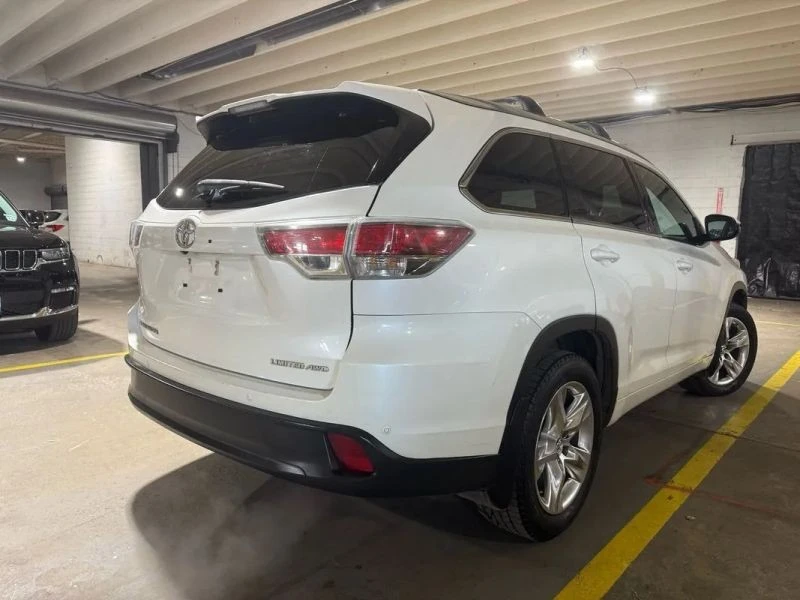 2016 Toyota Highlander - Image 4 of 12