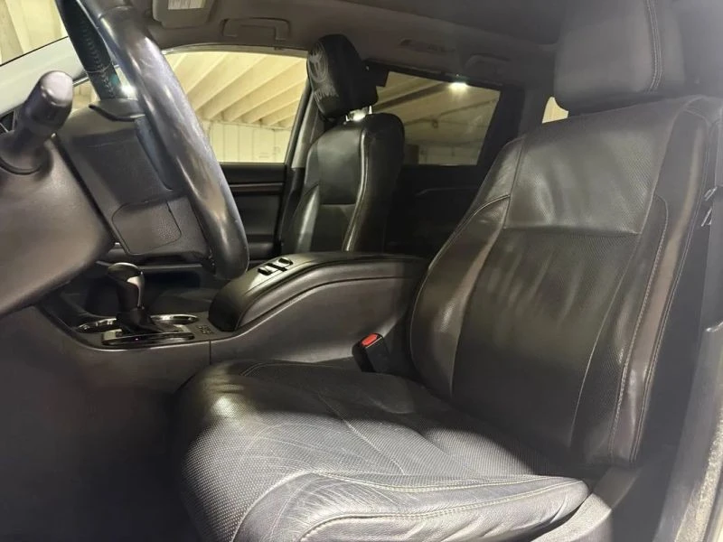 2016 Toyota Highlander - Image 9 of 12
