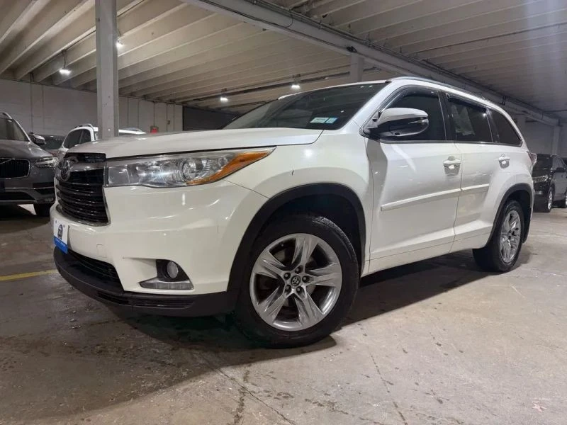 2016 Toyota Highlander - Image 2 of 12