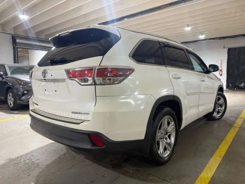 2016 Toyota Highlander - Image 4 of 12