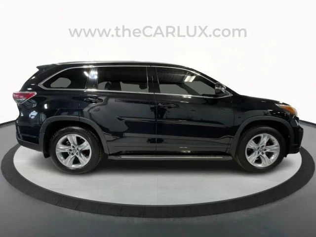 2016 Toyota Highlander - Image 8 of 12