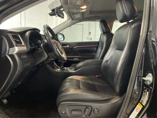 2016 Toyota Highlander - Image 9 of 12