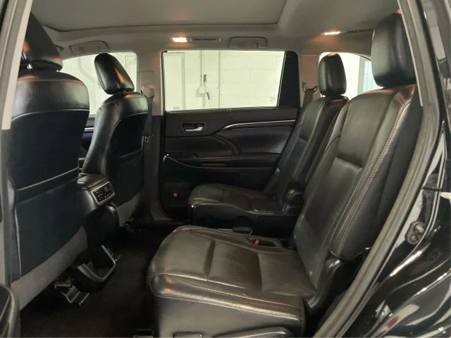 2016 Toyota Highlander - Image 10 of 12