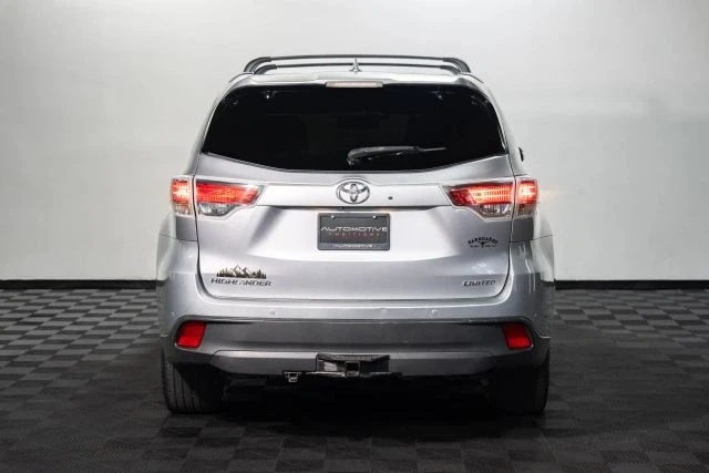 2016 Toyota Highlander - Image 16 of 21