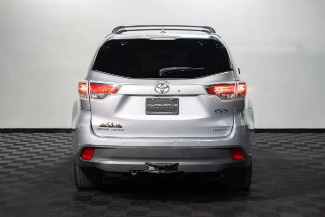 2016 Toyota Highlander - Image 16 of 21