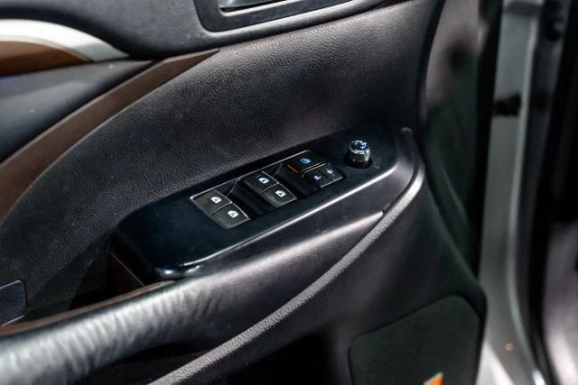 2016 Toyota Highlander - Image 20 of 21