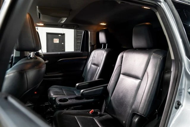 2016 Toyota Highlander - Image 6 of 21