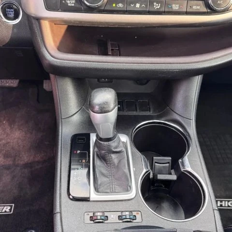 2016 Toyota Highlander - Image 14 of 16