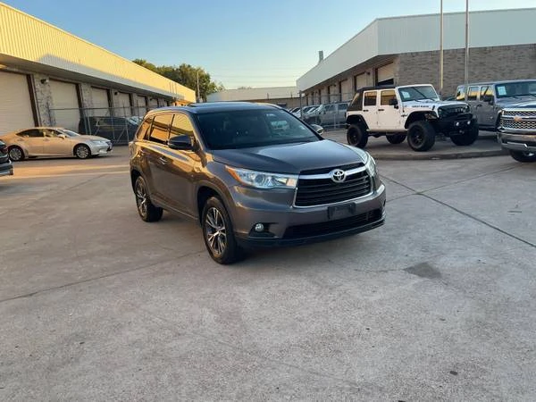 2016 Toyota Highlander - Image 2 of 21