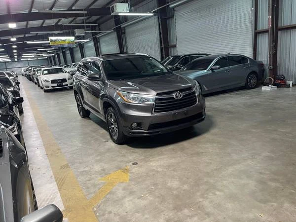2016 Toyota Highlander - Image 6 of 21