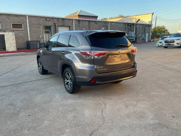 2016 Toyota Highlander - Image 4 of 21