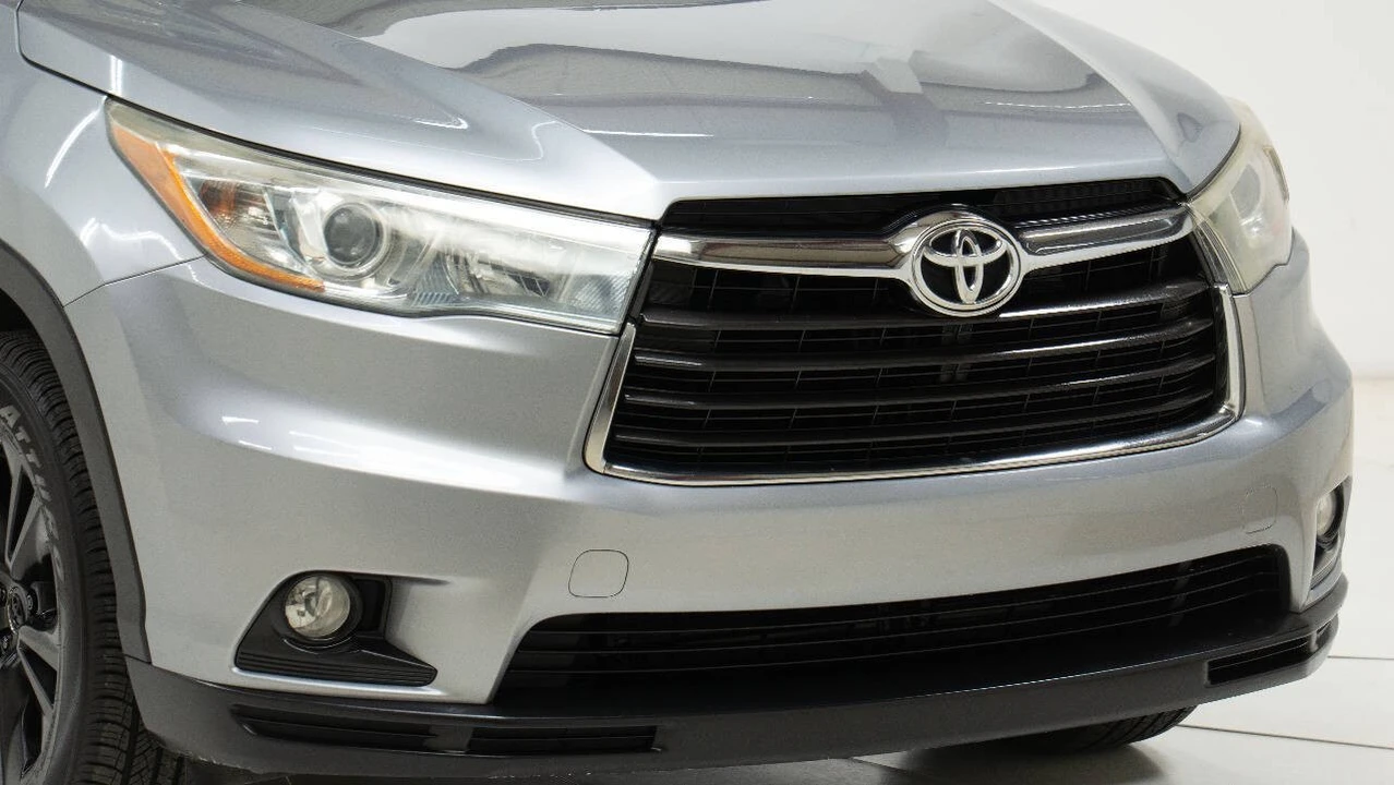 2016 Toyota Highlander - Image 10 of 12