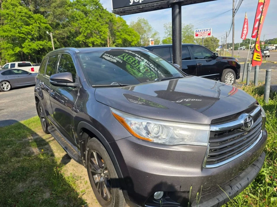 2016 Toyota Highlander - Image 3 of 11