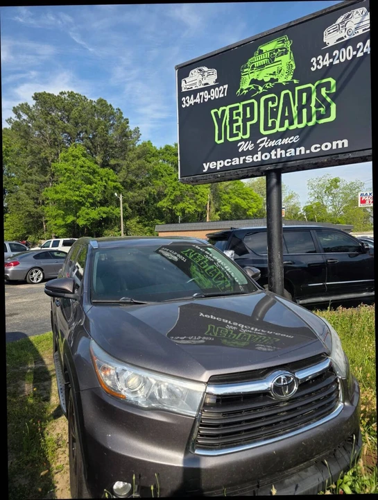 2016 Toyota Highlander - Image 2 of 11