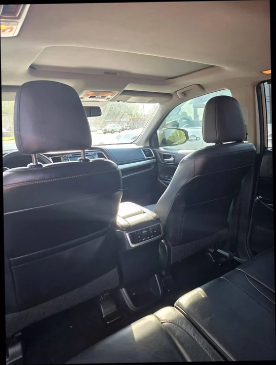 2016 Toyota Highlander - Image 5 of 11