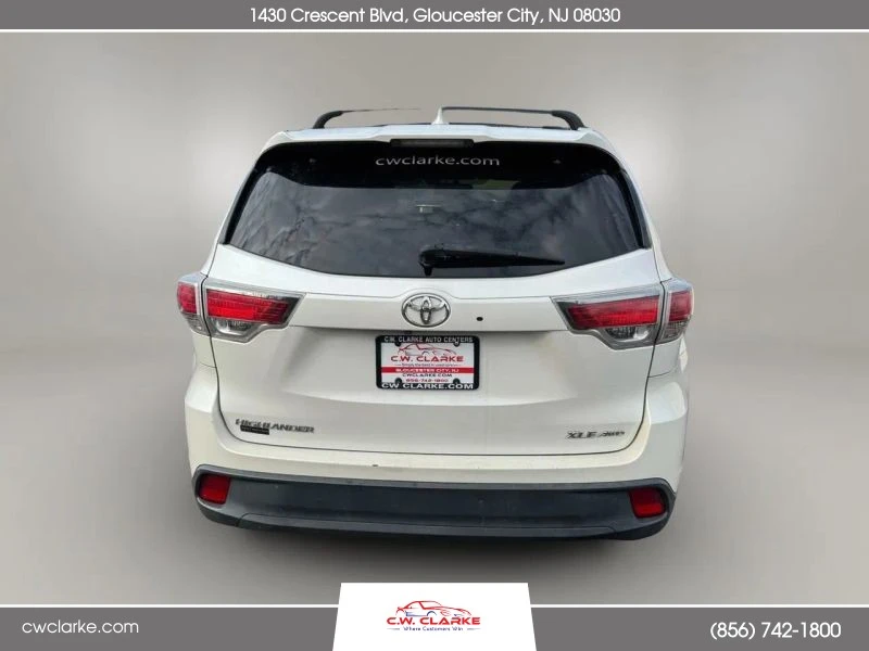 2016 Toyota Highlander - Image 6 of 8