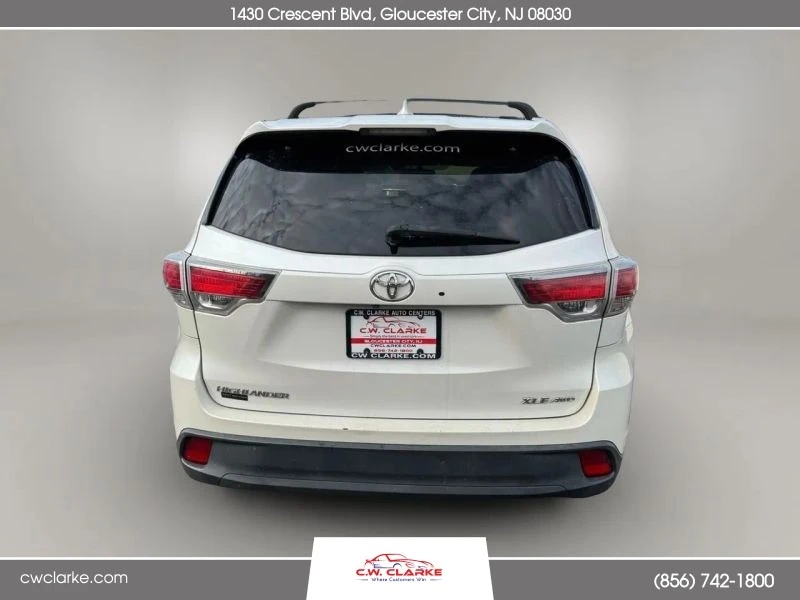 2016 Toyota Highlander - Image 6 of 8