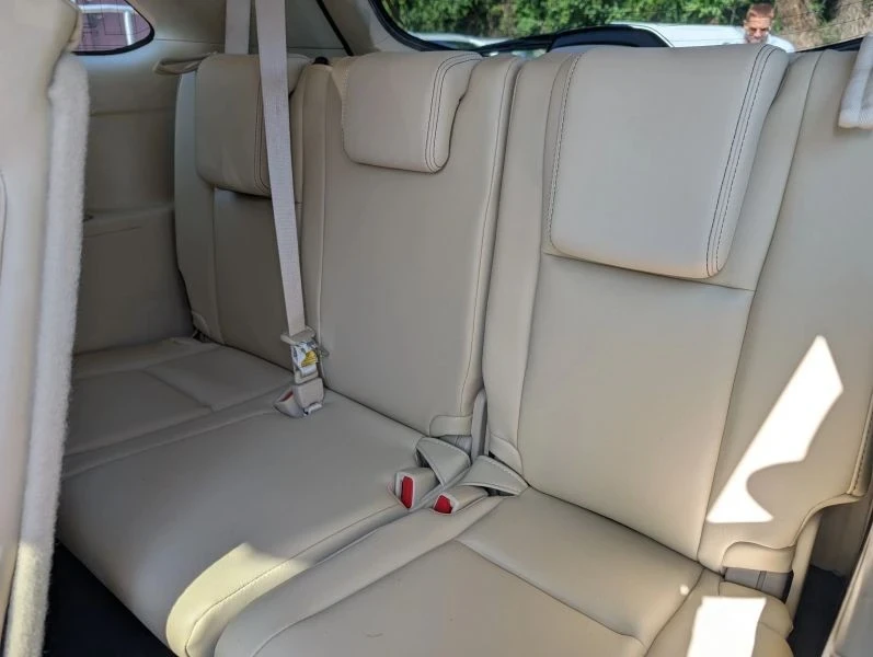 2016 Toyota Highlander - Image 11 of 12