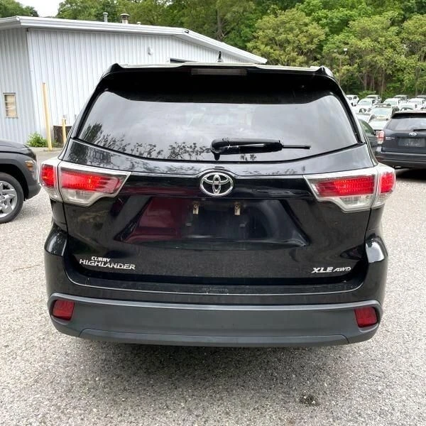 2016 Toyota Highlander - Image 7 of 12