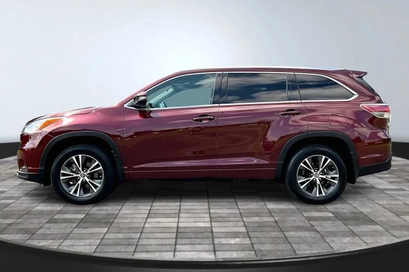 2016 Toyota Highlander - Image 4 of 12