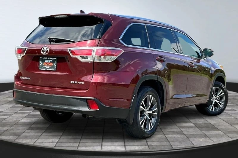 2016 Toyota Highlander - Image 5 of 12
