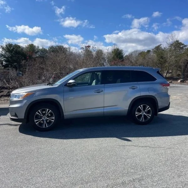 2016 Toyota Highlander - Image 3 of 12