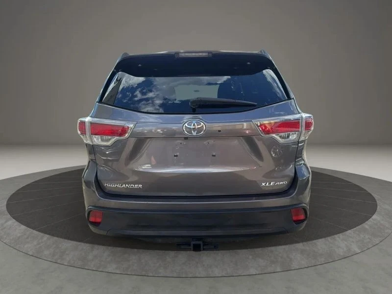 2016 Toyota Highlander - Image 6 of 12