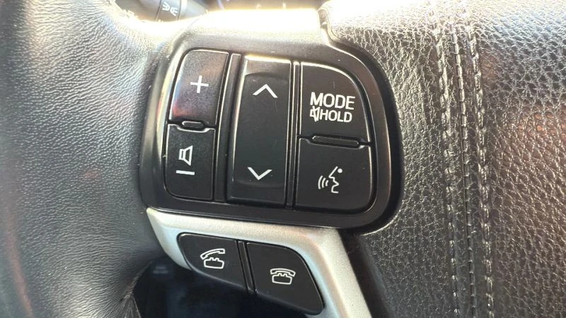 2016 Toyota Highlander - Image 12 of 12