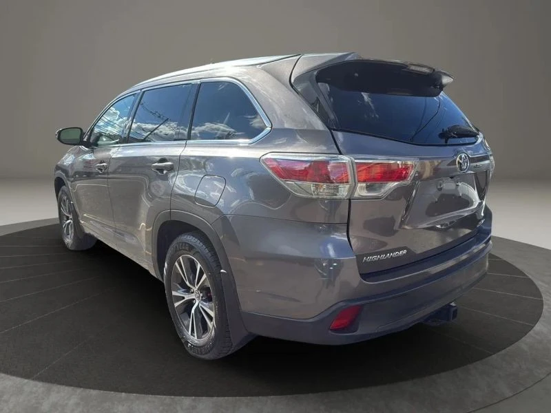 2016 Toyota Highlander - Image 7 of 12
