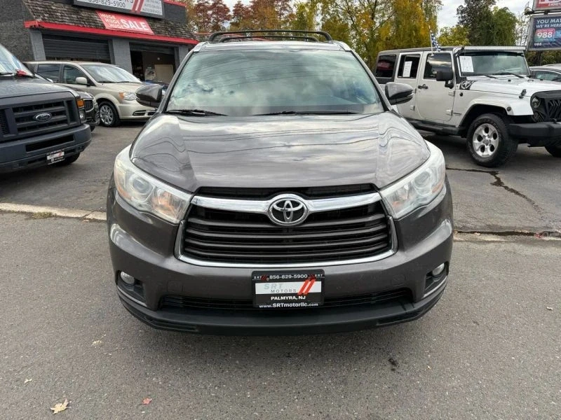 2016 Toyota Highlander - Image 2 of 12