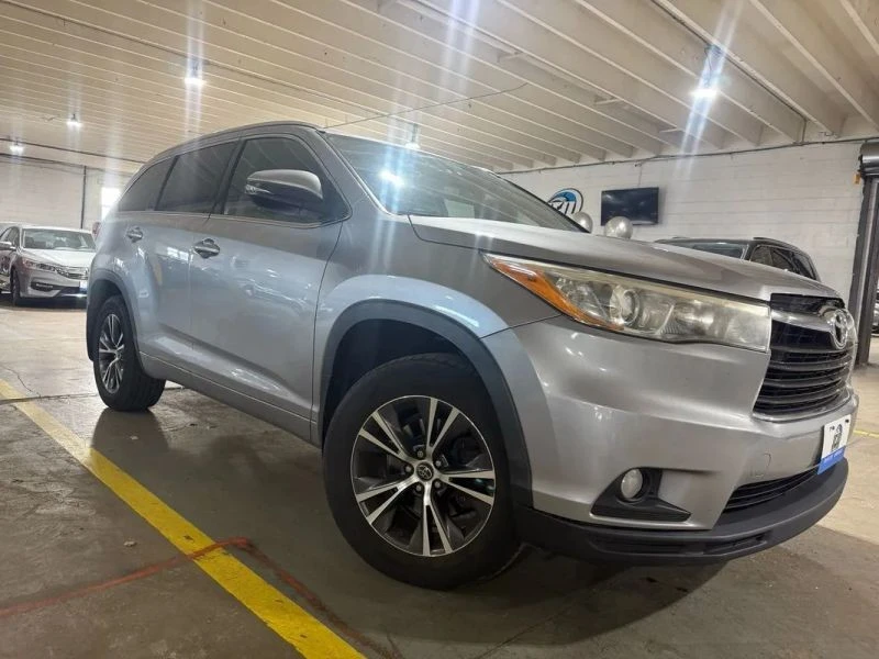 2016 Toyota Highlander - Image 5 of 12