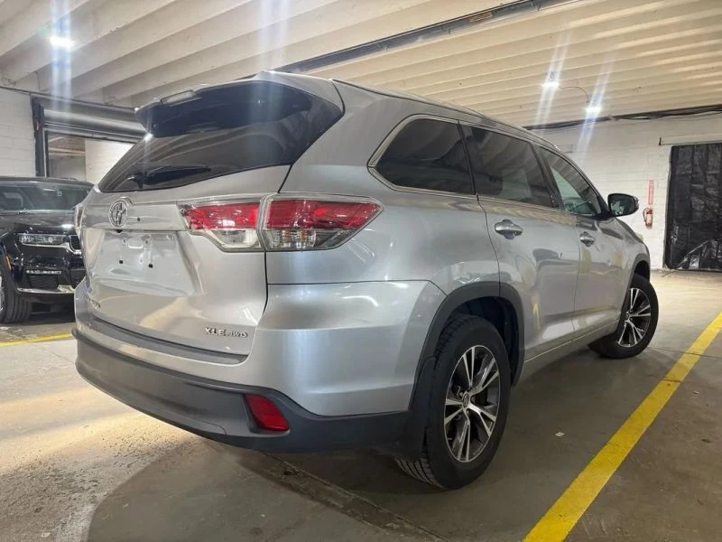 2016 Toyota Highlander - Image 4 of 12