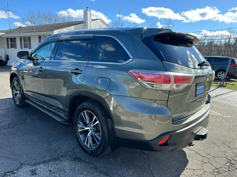 2016 Toyota Highlander - Image 4 of 12