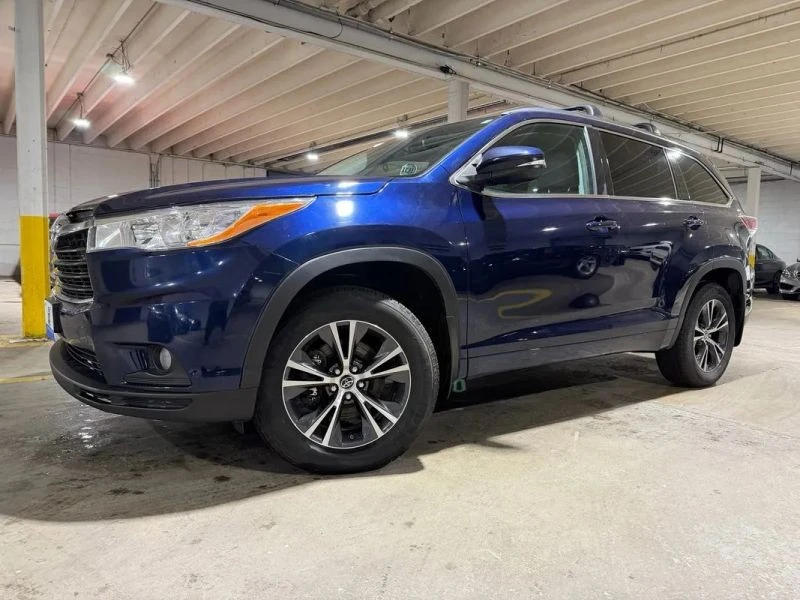 2016 Toyota Highlander - Image 2 of 12