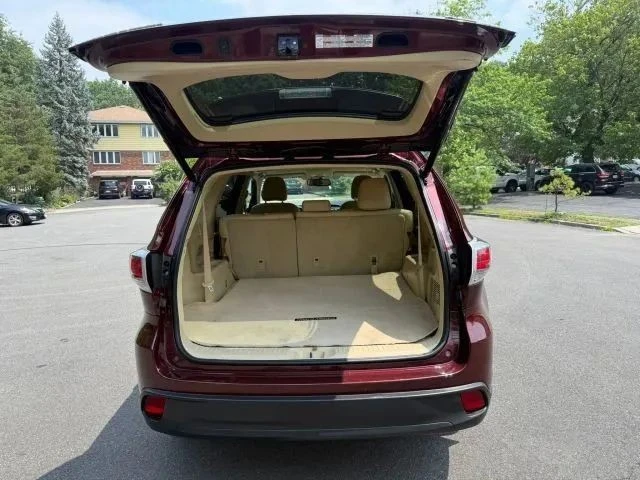 2016 Toyota Highlander - Image 5 of 12