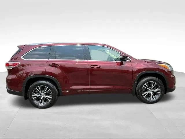 2016 Toyota Highlander - Image 7 of 12