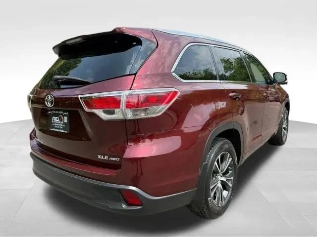 2016 Toyota Highlander - Image 6 of 12