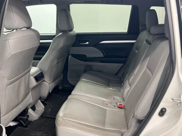 2016 Toyota Highlander - Image 10 of 10