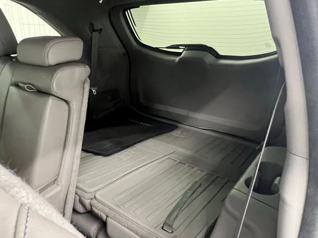 2016 Toyota Highlander - Image 9 of 10